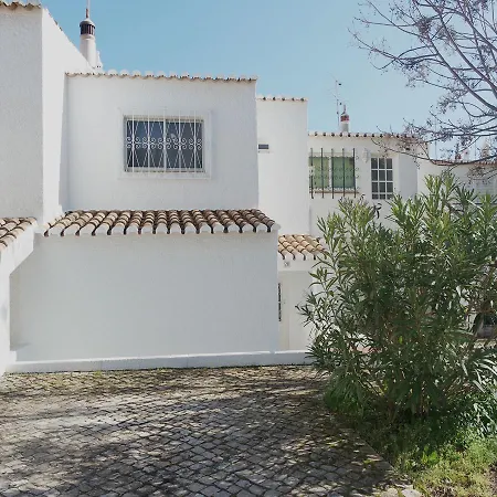C08 - Seaside Townhouse In Praia Da Luz *