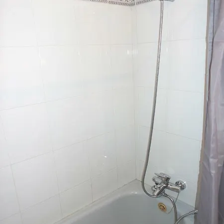 C08 - Seaside Townhouse In Praia Da Luz * 拉哥斯