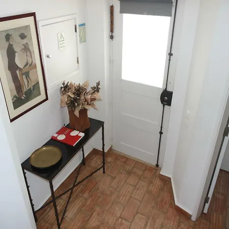 C08 - Seaside Townhouse In Praia Da Luz 招待所 *